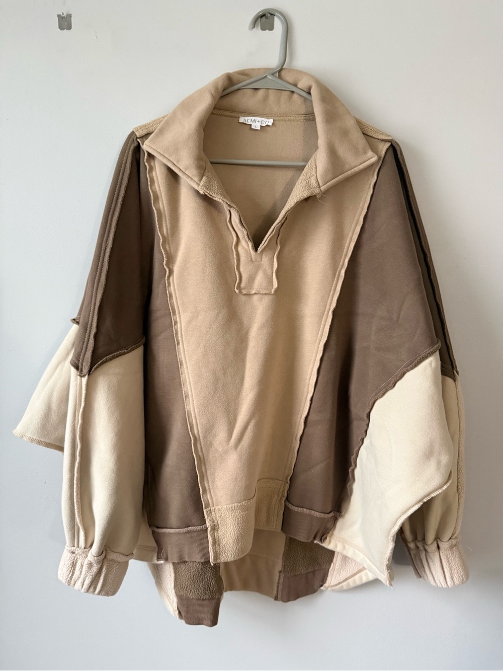 Aemi & Co Layered Colorblock Pullover Sweatshirt Beige Brown Comfy Size L